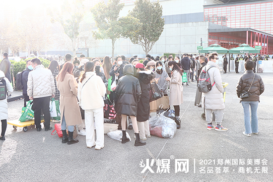 第17屆鄭州美業(yè)博覽會(huì)今日盛大開(kāi)幕 第17屆鄭州美業(yè)博覽會(huì)今日盛大開(kāi)幕